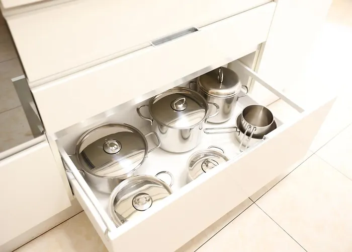 Unique Tiburtina Bed & Breakfast *